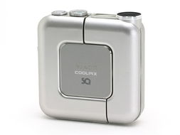 尼康Coolpix SQ数码相机 方形镜头的复古回潮